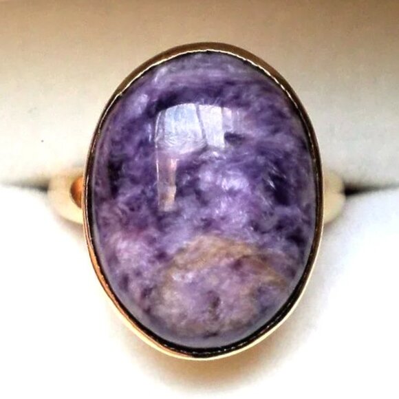 Vintage Solid 18K 750 Yellow Gold Russian Purple Violet Charoite Cabochon Ring - Picture 8 of 12